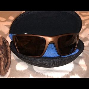 “Jury” Men’s Brown Oakley Sunglasses